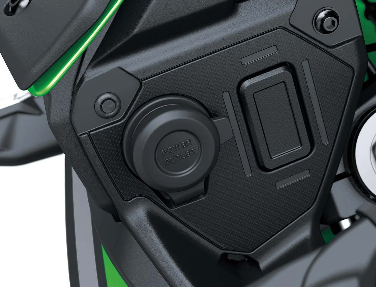 12 V DC utičnica (Versys 650)