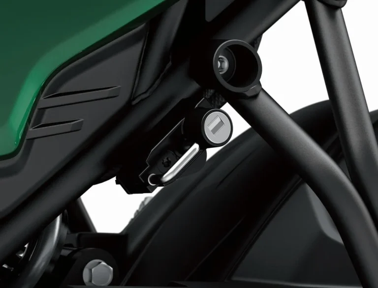 Brava za kacigu One-Key System (Z650RS)