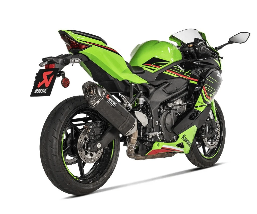 Akrapovič karbonski sportski ispuh (ZX-4R/RR) 3