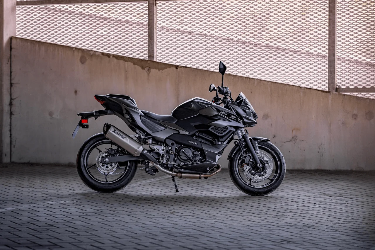 Akrapovič titanski ispuh (Ninja/Z7 Hybrid) 2