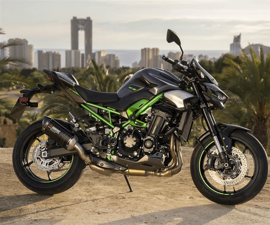 Akrapovič karbonski ispuh (Z900/SE) 2