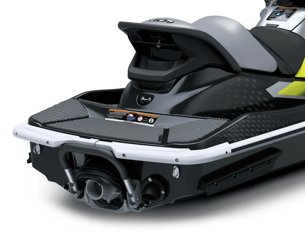 LARGE REAR PLATFORM