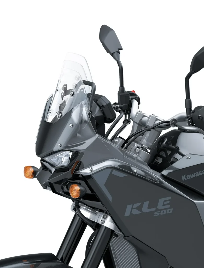 ADJUSTABLE WINDSHIELD