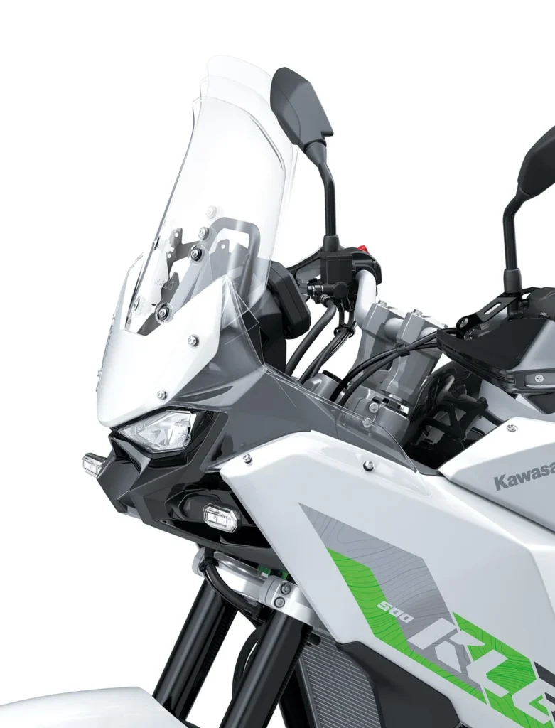 ADJUSTABLE WINDSHIELD