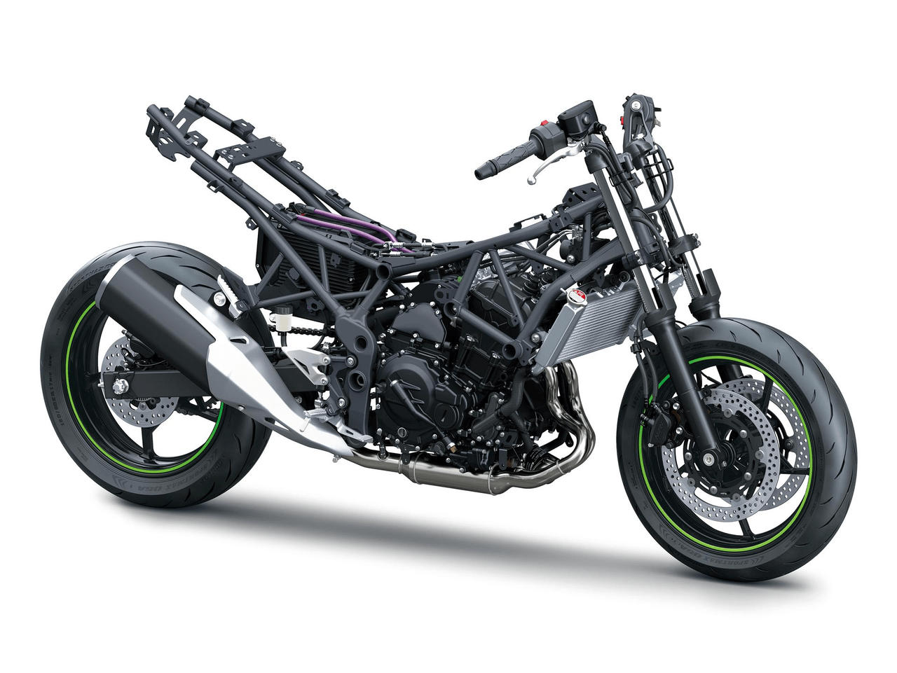 SPORTSKI I ČIST DIZAJN
