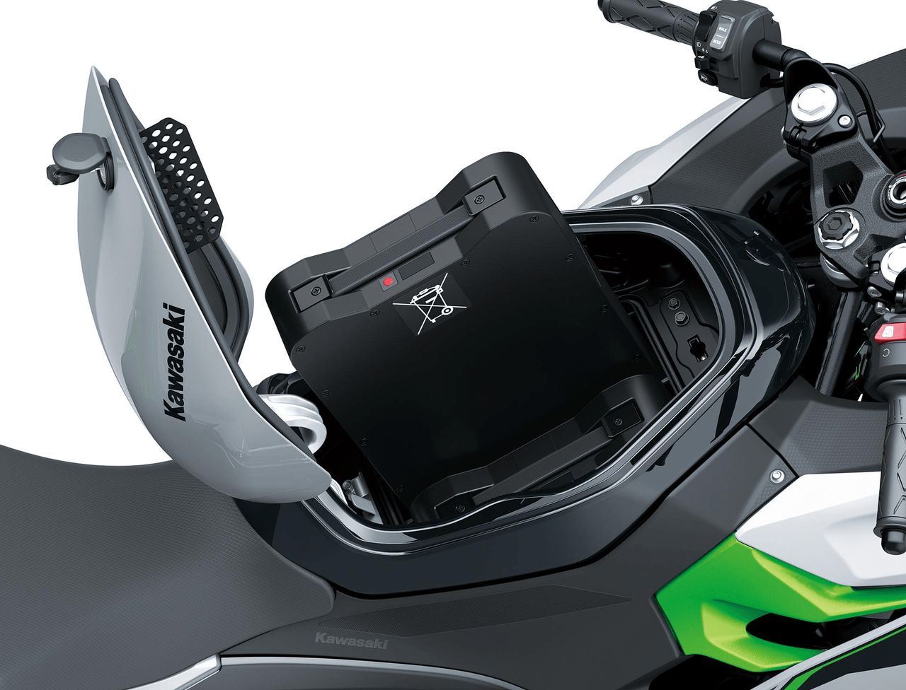 DUAL REMOVABLE BATTERIES