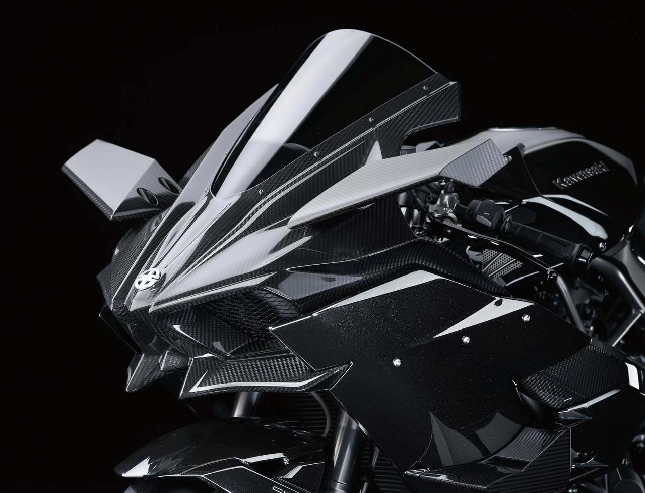 AERODYNAMICALLY-DESIGNED BODYWORK